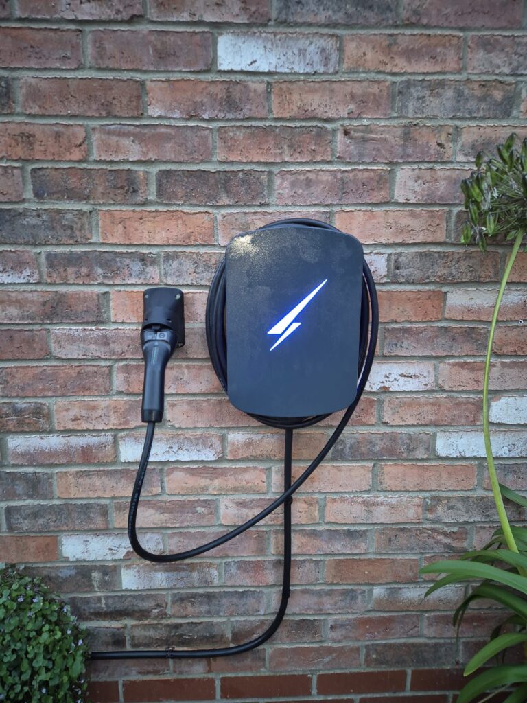 Instasvault electrical vehicle charger